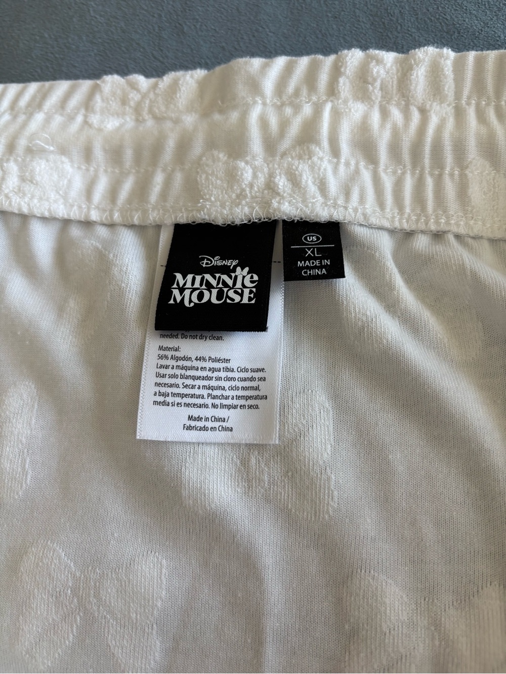 Disney Minnie Mouse Woman’s White Skirt - THE CUTEST EVER! Rare and unique NWOT